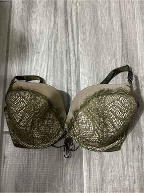Victoria's Secret Olive Lace-Trim Push-Up Bra